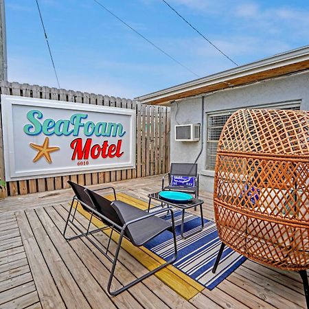 Sea Foam Suites Lower Grand Lagoon Buitenkant foto