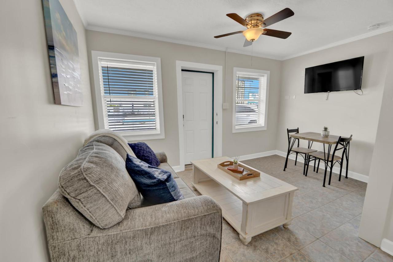 Sea Foam Suites Lower Grand Lagoon Buitenkant foto