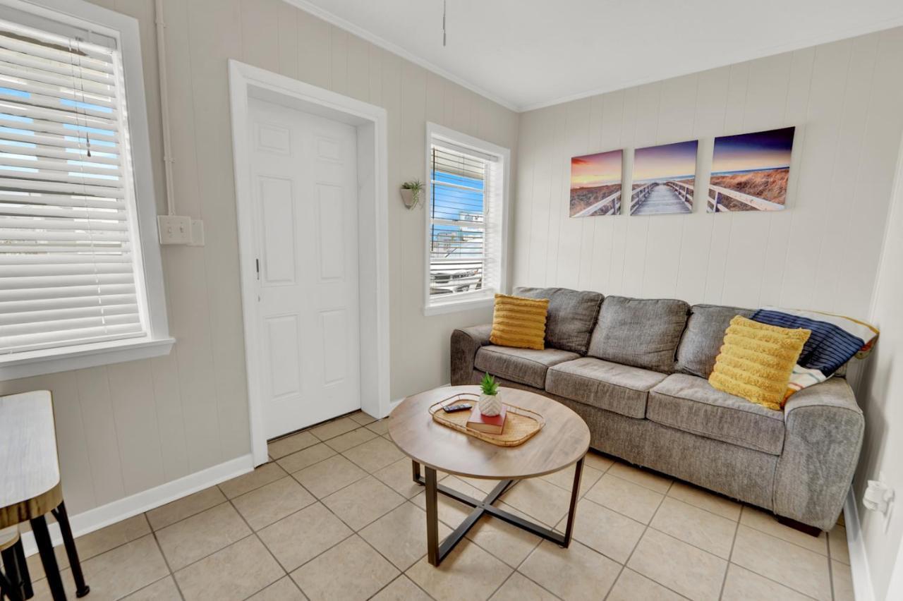 Sea Foam Suites Lower Grand Lagoon Buitenkant foto