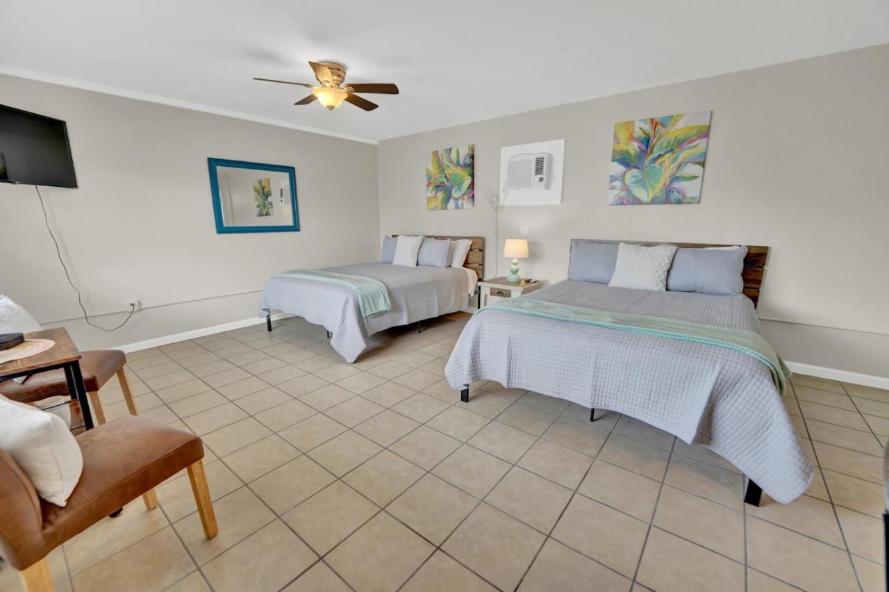 Sea Foam Suites Lower Grand Lagoon Buitenkant foto