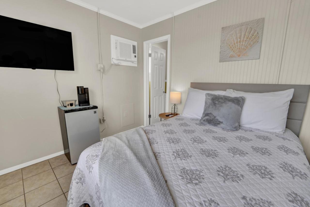 Sea Foam Suites Lower Grand Lagoon Buitenkant foto