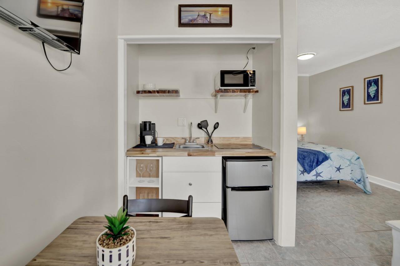 Sea Foam Suites Lower Grand Lagoon Buitenkant foto