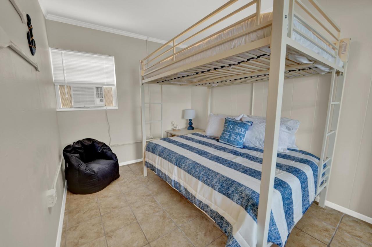 Sea Foam Suites Lower Grand Lagoon Buitenkant foto